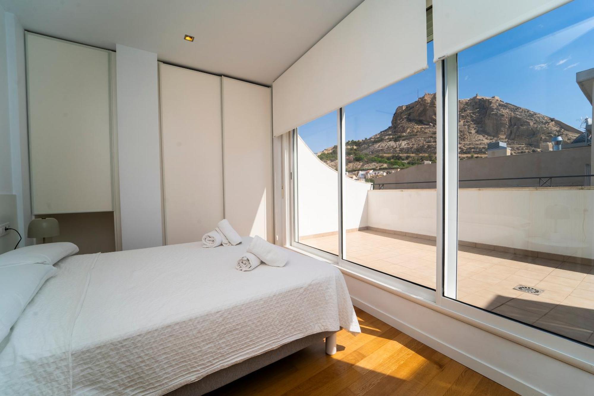 Apartamentos Alicante Centro By Renthas ภายนอก รูปภาพ